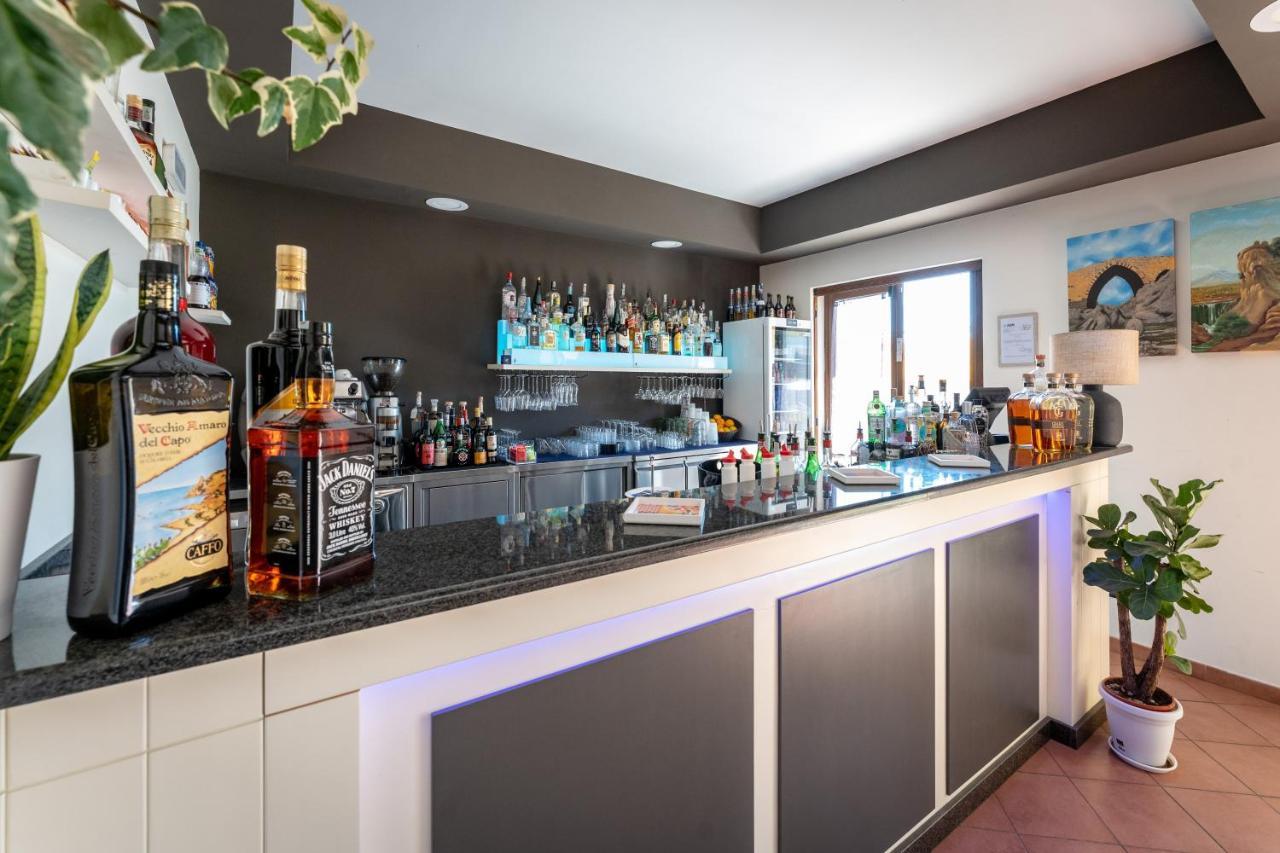 La Terra Dei Sogni Country Hotel Фьюмефреддо-ди-Сицилия Экстерьер фото