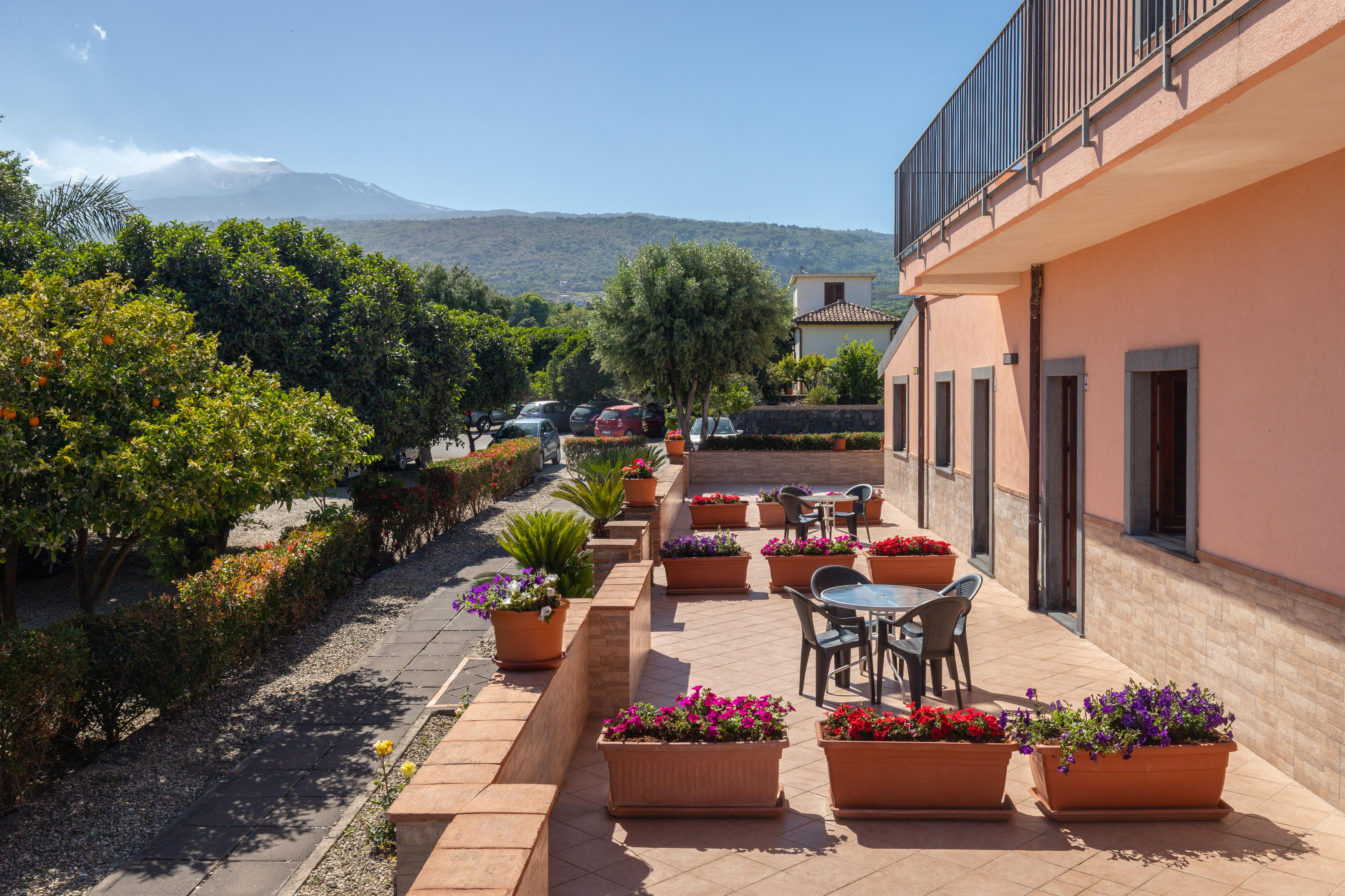 La Terra Dei Sogni Country Hotel Фьюмефреддо-ди-Сицилия Экстерьер фото