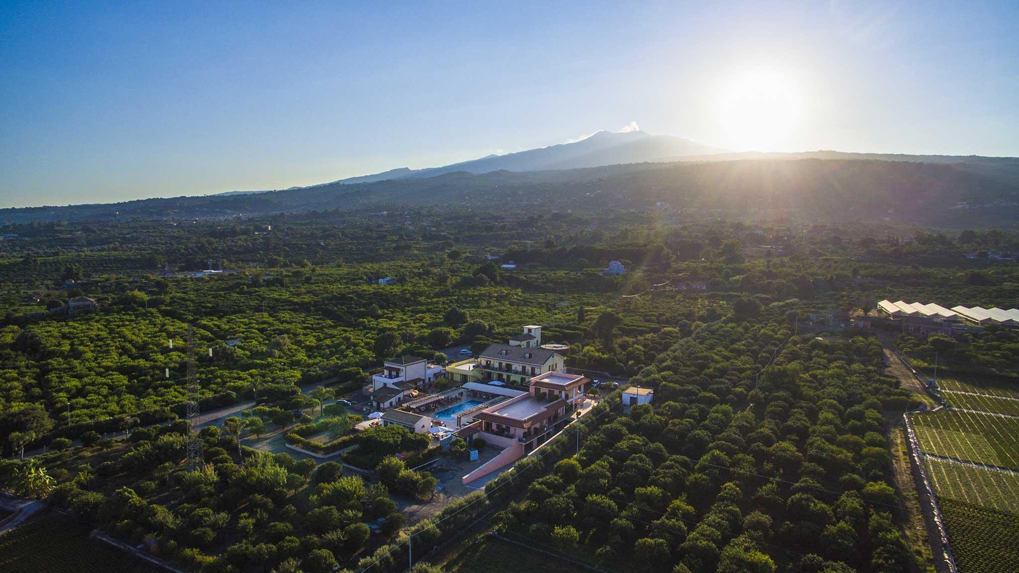 La Terra Dei Sogni Country Hotel Фьюмефреддо-ди-Сицилия Экстерьер фото