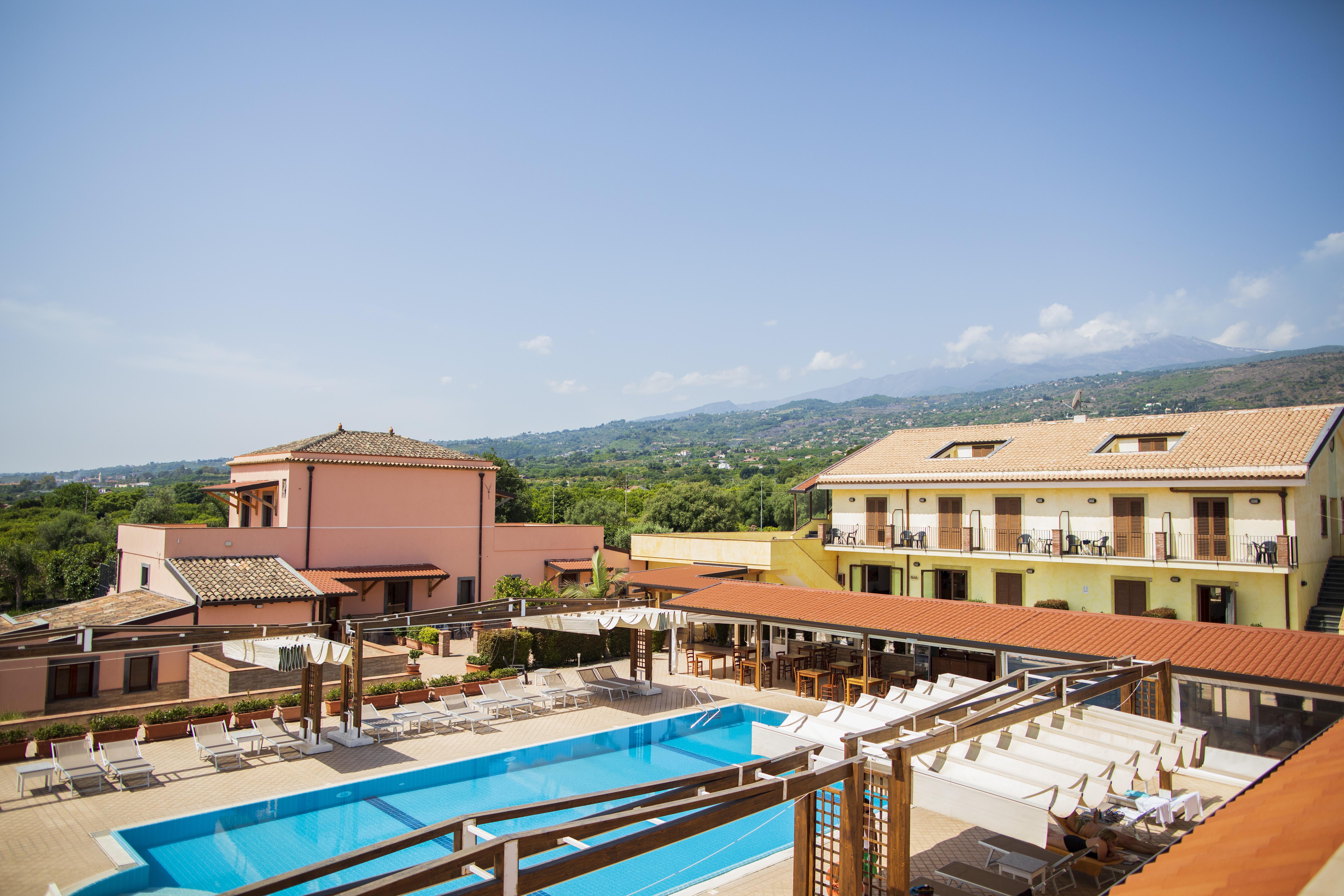 La Terra Dei Sogni Country Hotel Фьюмефреддо-ди-Сицилия Экстерьер фото