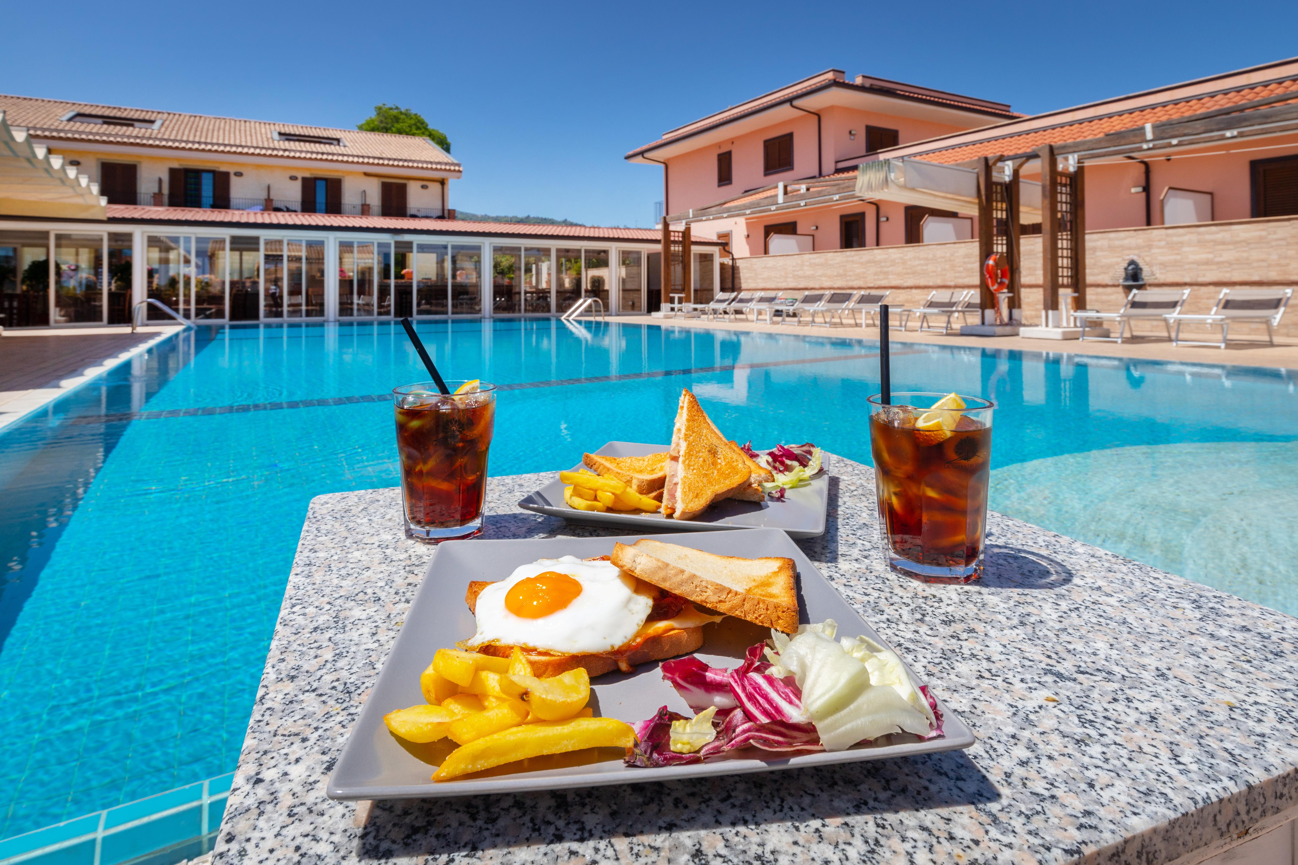 La Terra Dei Sogni Country Hotel Фьюмефреддо-ди-Сицилия Экстерьер фото