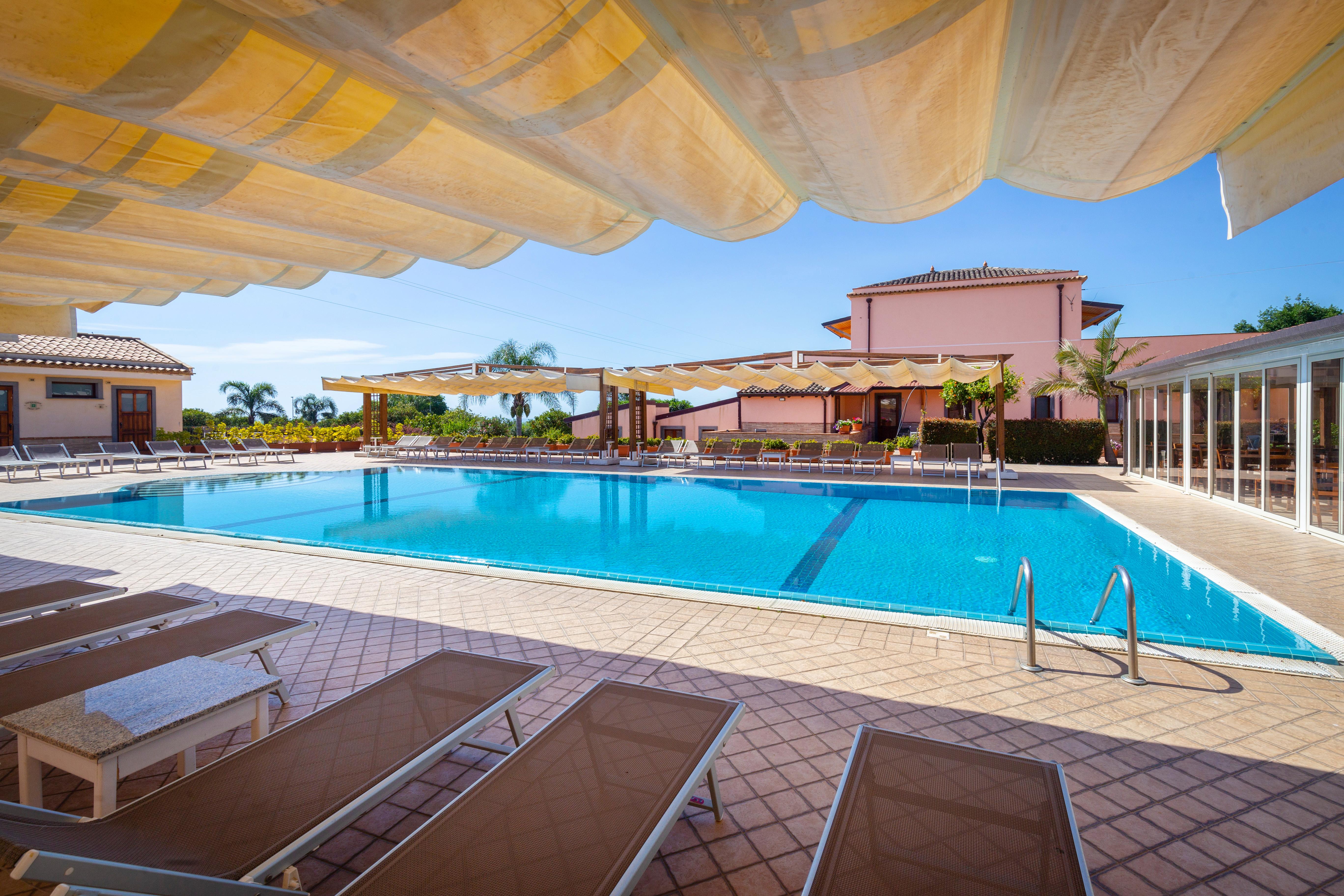 La Terra Dei Sogni Country Hotel Фьюмефреддо-ди-Сицилия Экстерьер фото