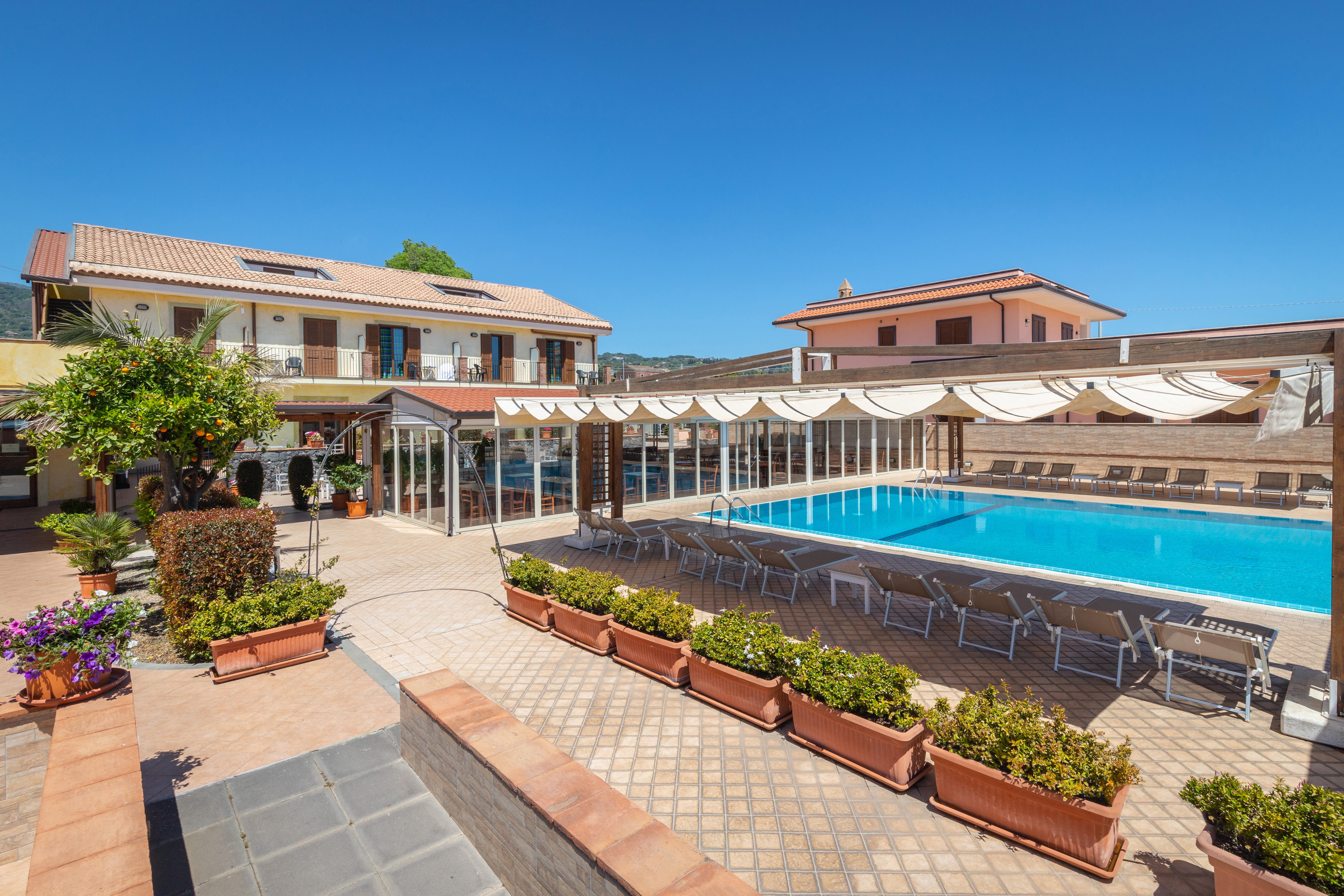 La Terra Dei Sogni Country Hotel Фьюмефреддо-ди-Сицилия Экстерьер фото
